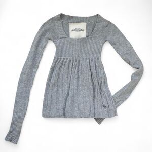Abercrombie & Fitch Vintage Y2K Grey Babydoll Sweater Long sleeves Top